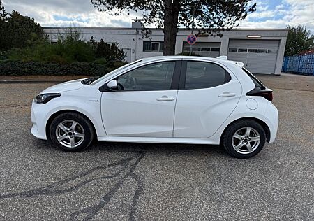 Toyota Yaris gebraucht kaufen Toyota Yaris 1.5 Hybrid Comfort