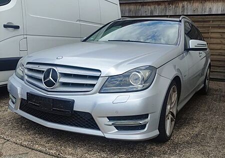 Mercedes-Benz C 300 CDI 4MATIC T AVANTGARDE Autom. AVANTGARDE