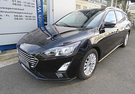 Ford Focus Turnier Titanium Hybrid Navi LED