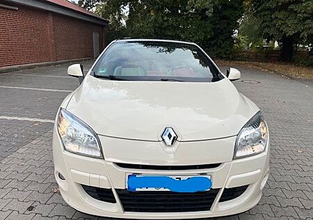 Renault Megane limitiertes Coupé-Cabrio TCe 130 Floride