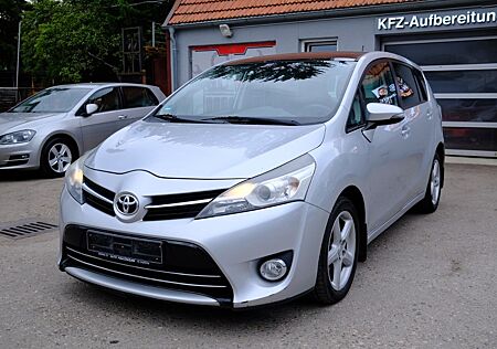 Toyota Verso Life - Panorama - Automatik! - Klima!