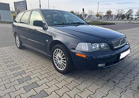 Volvo V40 1.6 - Fahrbereit aber TÜV abgelaufen