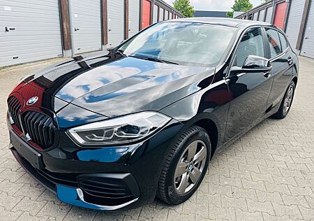 BMW 118i Automatik,Navi,LED,PARKASSISTENT,PDC,MFL