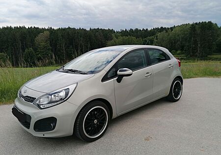 Kia Rio 1.4 CRDi Spirit Spirit