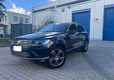 VW Touareg Volkswagen 3.0 V6 TDI SCR Tiptronic Executive E...