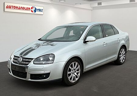 VW Jetta Volkswagen V 2.0 TDI Sportline