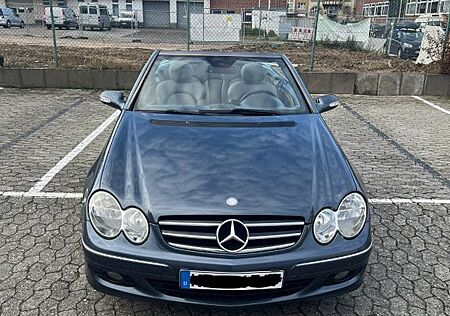 Mercedes-Benz CLK 200 Mercedes Kompressor Cabrio Facelift TÜV