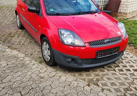 Ford Fiesta 1,3 51 kW Ambiente Ambiente