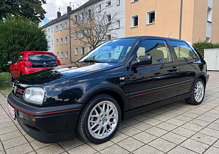 VW Golf Volkswagen 2.0 GTI Edition*TÜVNEU*KLIMA*