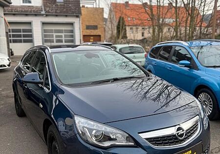 Opel Astra J Sports Tourer Innovation Euro5 Tüv 08/27
