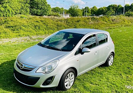 Opel Corsa 5-Türer-neuer Tüv-Klima-Tempomat-Allwetter