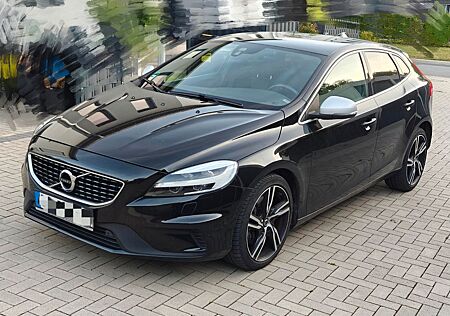 Volvo V40 D2 Geartronic R Design