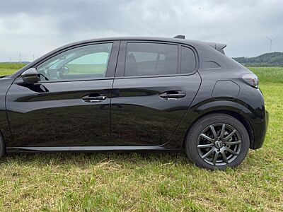 Peugeot 208 PureTech Allure, Vollausstattung, AK