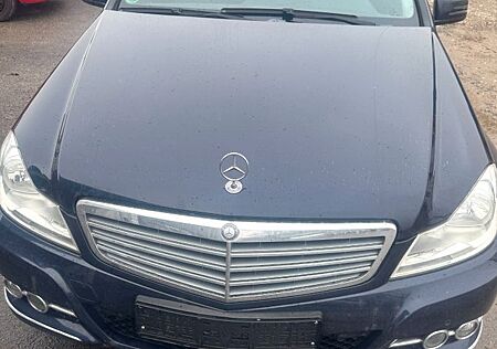 Mercedes-Benz C 300 CDI 4MATIC ELEGANCE Aut.
