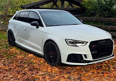 Audi RS3 2.5 TFSI S tronic quattro Sportback -