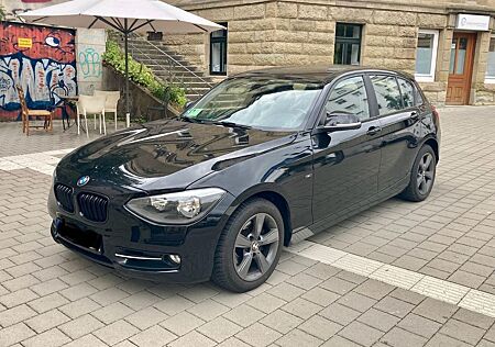 BMW 118i Sport Line Sport Line
