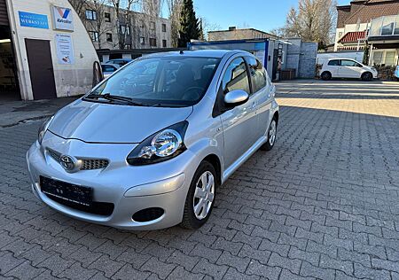 Toyota Aygo (X) Aygo AYGO Cool 42000 KM
