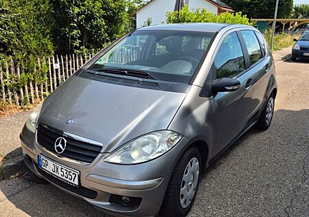 Mercedes-Benz A 150 ELEGANCE Elegance