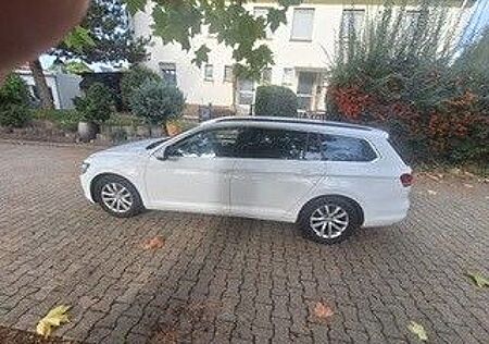 VW Passat Variant Volkswagen 2.0 TDI Comfortline Variant C...