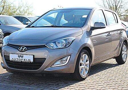 Hyundai i20 1.2/SHEFT/KLIMA/SHZ/PDC/RCAM/BT/ALLWETTER/