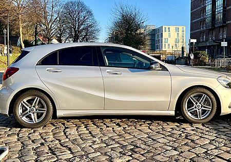 Mercedes-Benz A 180 AMG Design Line, grau-metalic, 2.Hand Top