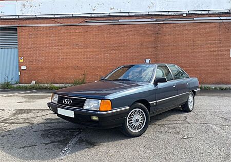 Audi 100 2.2 E