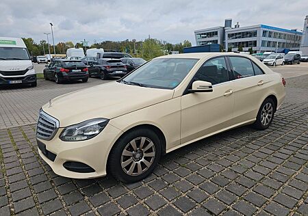 Mercedes-Benz E 200 BlueTEC ELEGANCE Klima Automatik