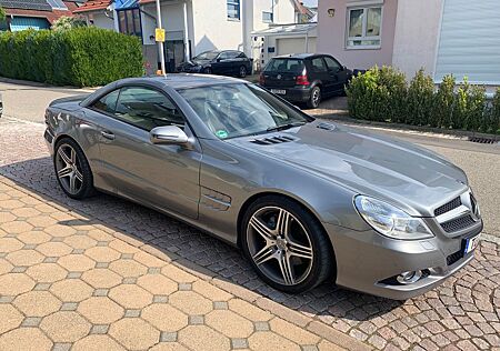 Mercedes-Benz SL 500 - AMG Facelift