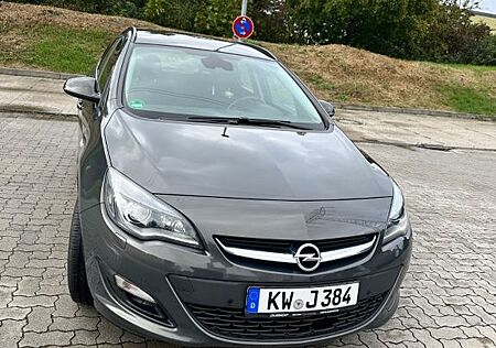 Opel Astra Sports T. 1.6 CDTI eco Sel. 81 S/S 97g...