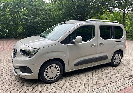 Opel Combo Life 1.2 Turbo 81kW Edition mit Campingbox