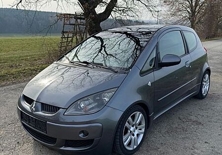 Mitsubishi Colt CZT 1.5 Tüv NEU