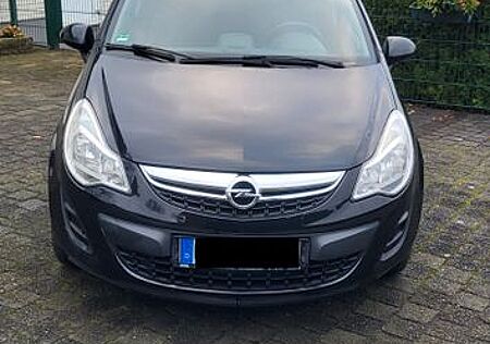 Opel Corsa 1.4 Active schwarz