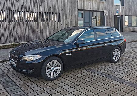 BMW 520d Touring - Sportautomatik, Schaltwi., Panor.