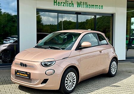 Fiat 500E Action Tempomat SOS LED Klima