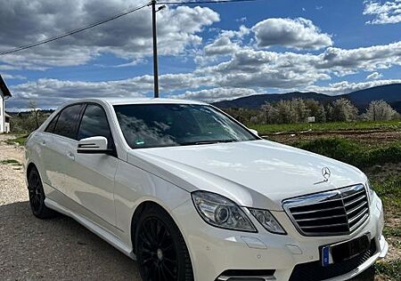 Mercedes-Benz E 220 AMG Edition AVANTGARDE Autom. Edit...