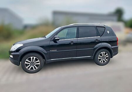 SsangYong Rexton W RX200 e-XDi Sapphire 4WD Sapphire
