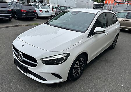 Mercedes-Benz B 180 Autom*LED*AHK*CAM*CarPlay*1.HAND*
