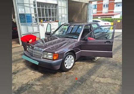 Mercedes-Benz 190