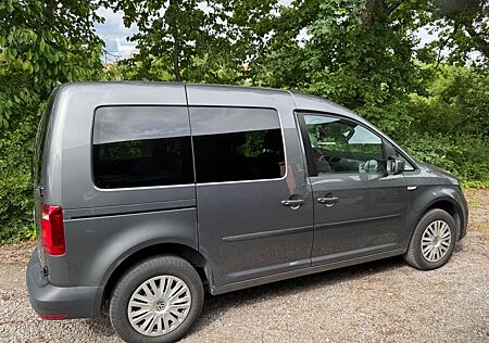 VW Caddy Volkswagen 2,0TDI 75kW BMT Trendline 5-Sitze Tren...