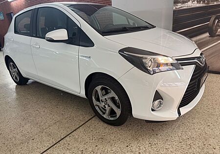 Toyota Yaris Edition-S Hybrid*R-Kamera*Autom.*1.Hand*