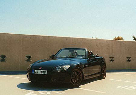 Honda S2000 Berlina Black + Beige Interior