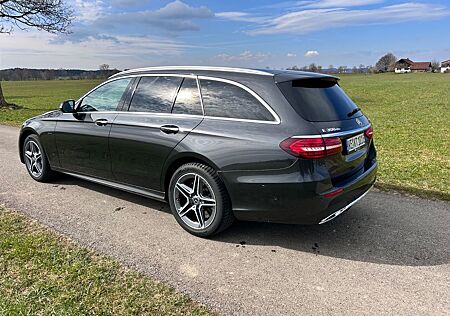 Mercedes-Benz E 300 de 4MATIC T Autom. -
