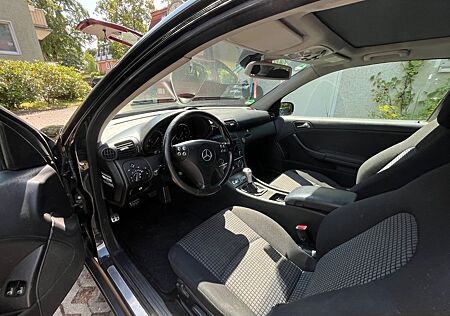 Mercedes-Benz CL 200