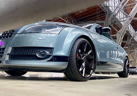 Audi TT Coupe 2.0 Bose Bi-Xenon Leder 19 Zoll