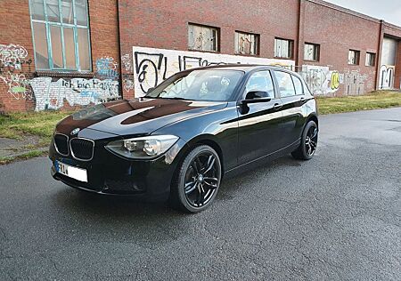 BMW 116d Adv. + | Sitzhzg. | PDC | Wireless Charger