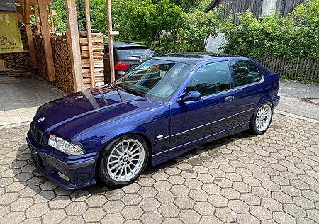 BMW 323ti Compact -