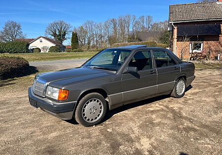 Mercedes-Benz W201 2,6l TÜV