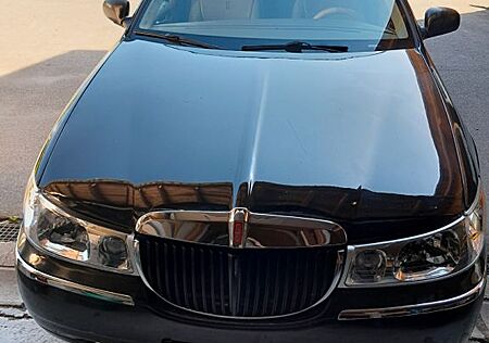 Lincoln Town Car