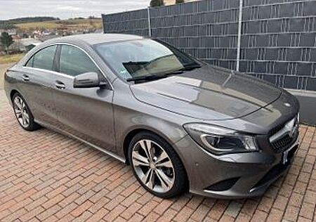 Mercedes-Benz CLA 180 Urban Urban