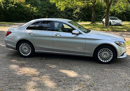 Mercedes-Benz C 200 AVANTGARDE